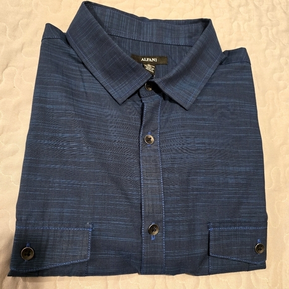 Alfani Men's Blue Warren Textured‎ Button Up Short Sleeve Shirt NWT Size XL - Picture 8 of 8